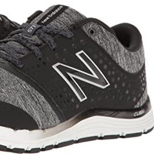 Black 577  NEW BALANCE Sneakers, Size 6.5